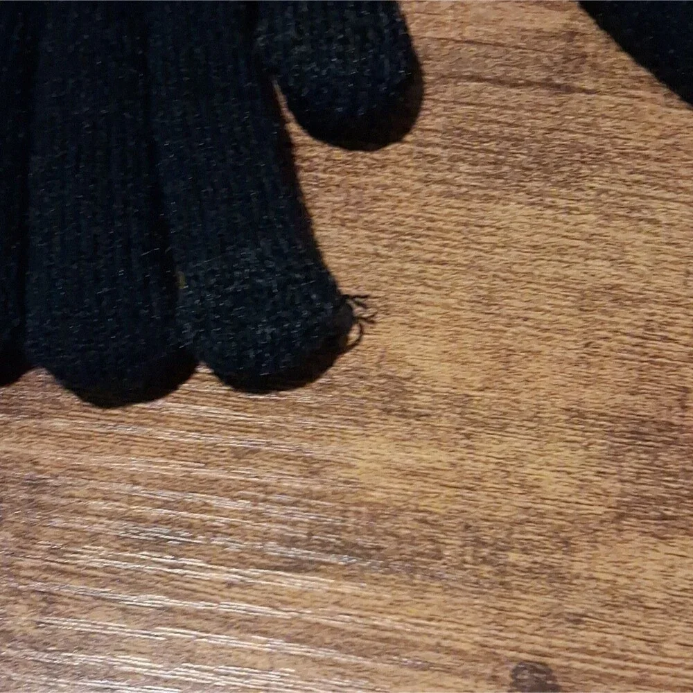 Men's Black Insulated Beanie Hat Solid Knit One Size Fall/Winter